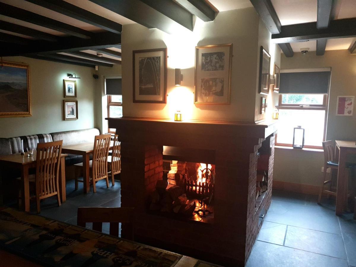 The Huntsman Of Little Wenlock Hotel Телфорд Екстериор снимка