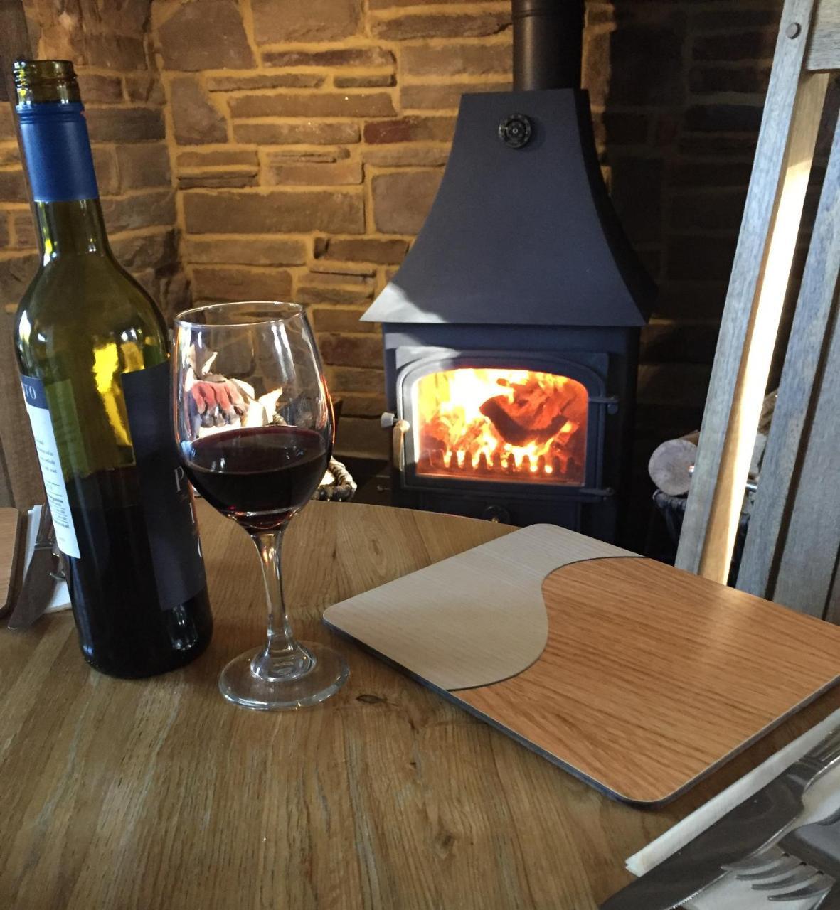 The Huntsman Of Little Wenlock Hotel Телфорд Екстериор снимка